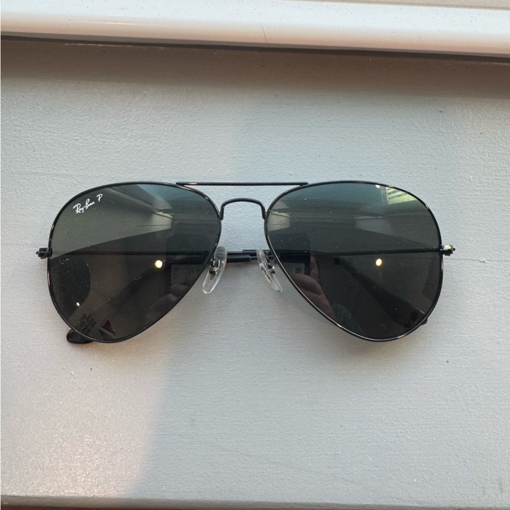Ray-Ban Classic Black Aviator Sunglasses - polarized